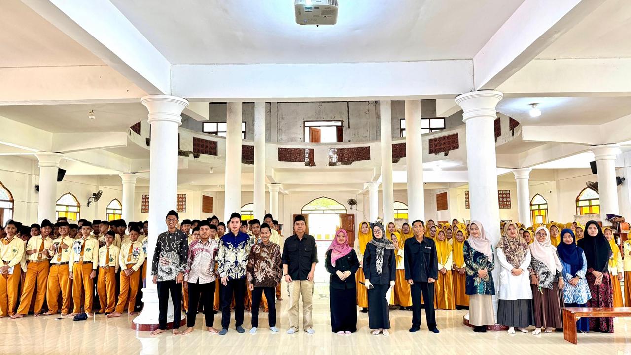 Bawaslu Goes to school